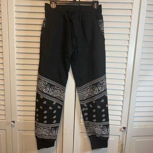 PROLIFIC VERNON TWILL JOGGER BANDANA PRINT PANTS
